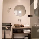 Dimora Rhea Bed and breakfast 4*