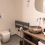 Dimora Rhea 4*