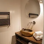 Bed and breakfast Dimora Rhea 4*