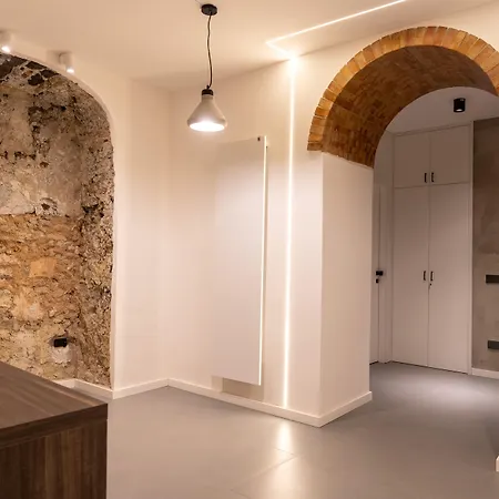 Dimora Rhea 살레르노