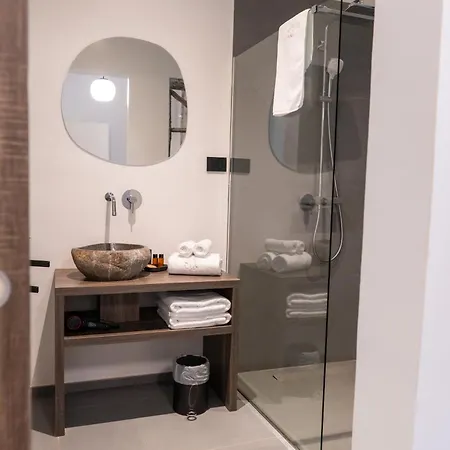 Dimora Rhea 住宿加早餐酒店