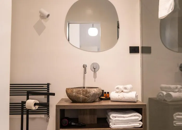 Dimora Rhea Alojamento de Acomodação e Pequeno-almoço 4*