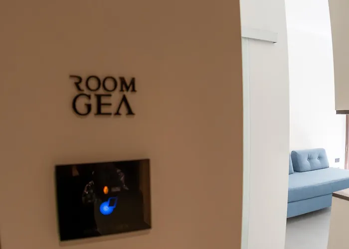 Dimora Rhea Bed & Breakfast 4*