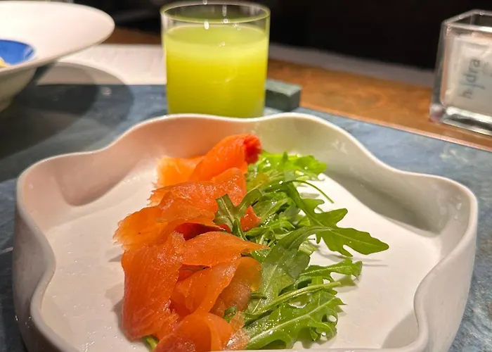 Alojamento de Acomodação e Pequeno-almoço Dimora Rhea 4*